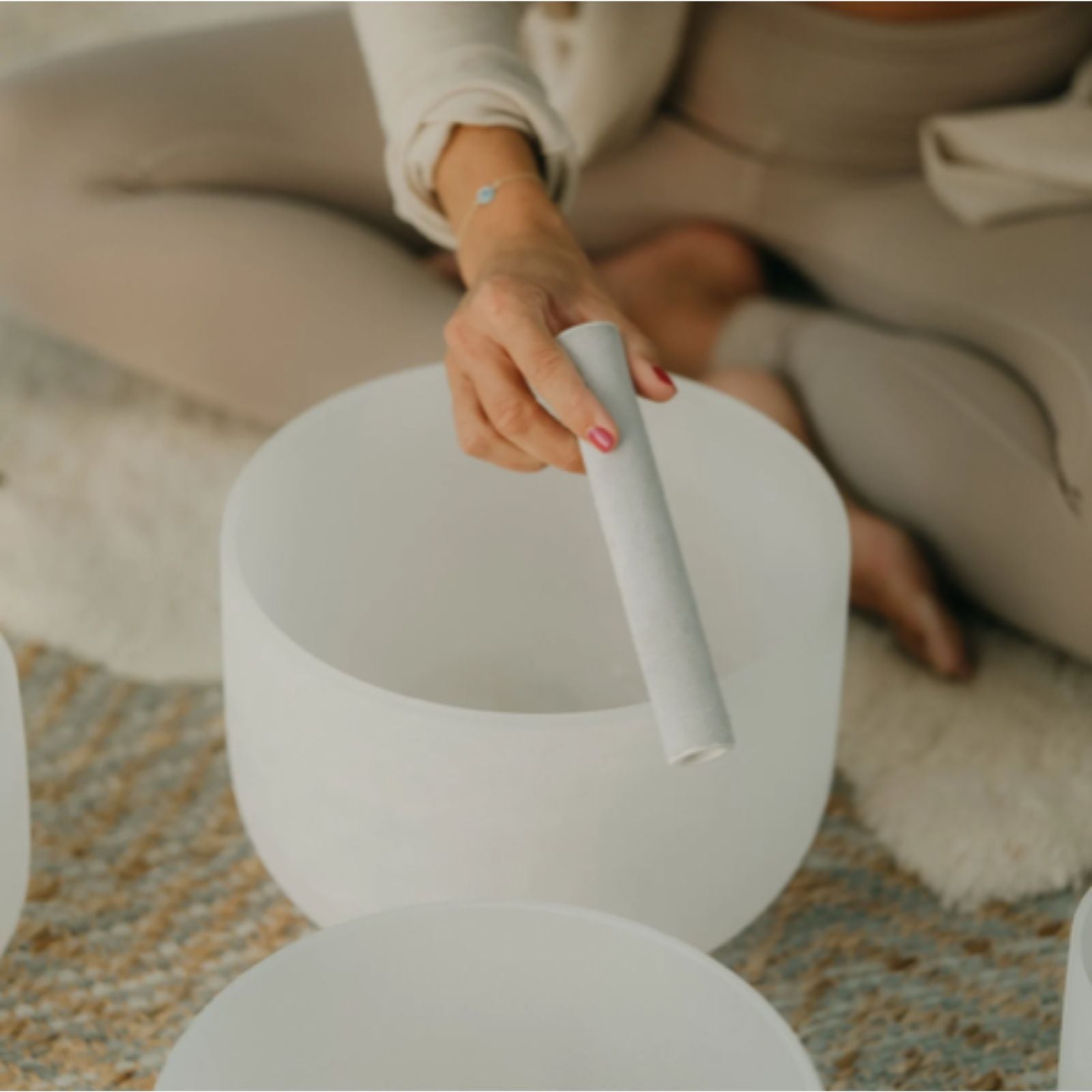 Opplev en magisk stund med krystaller og lyden av «singing bowls» 